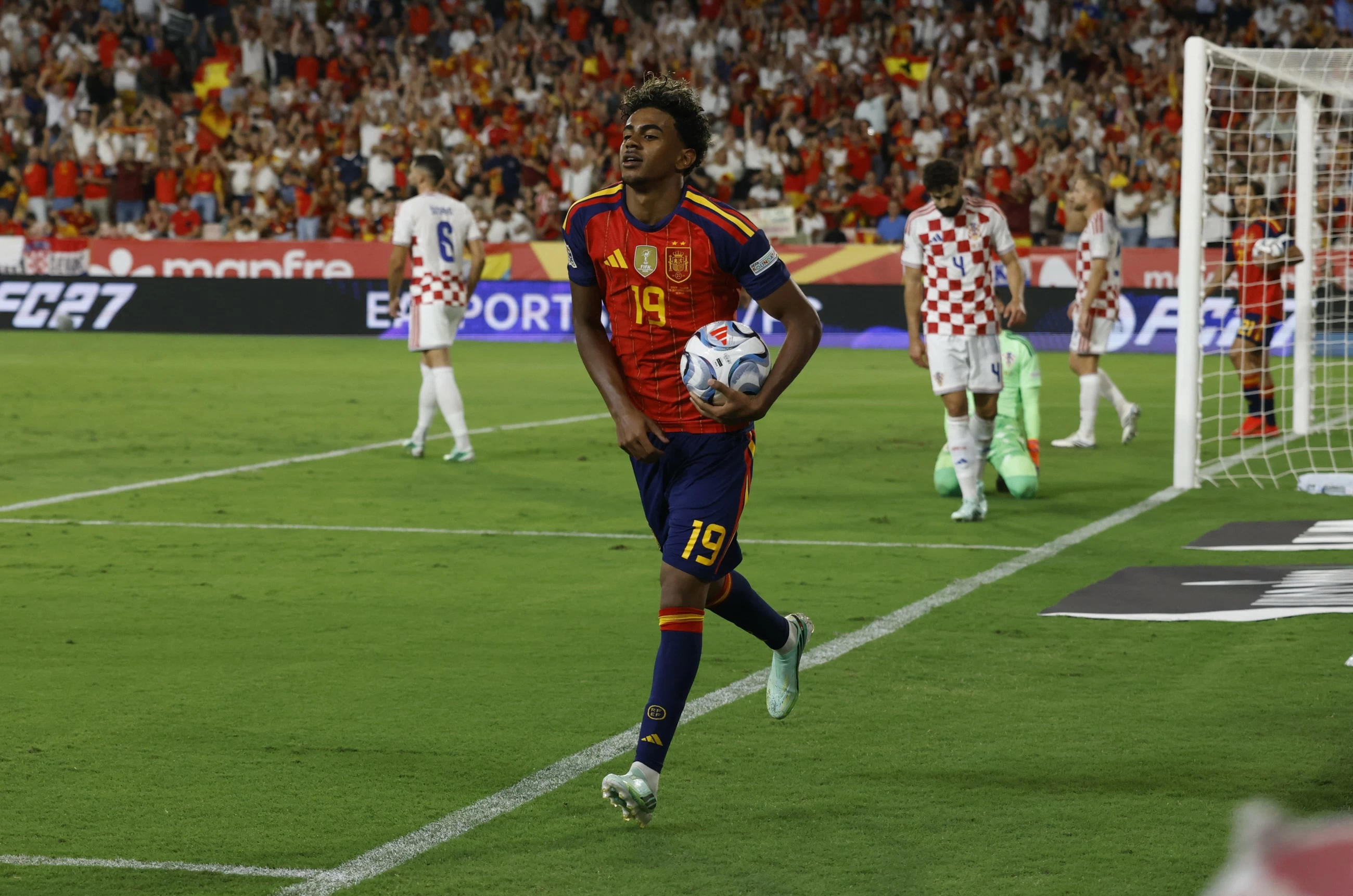 Yamal inspires Spain to Croatia rout, England down Czechs to register first Nations League win