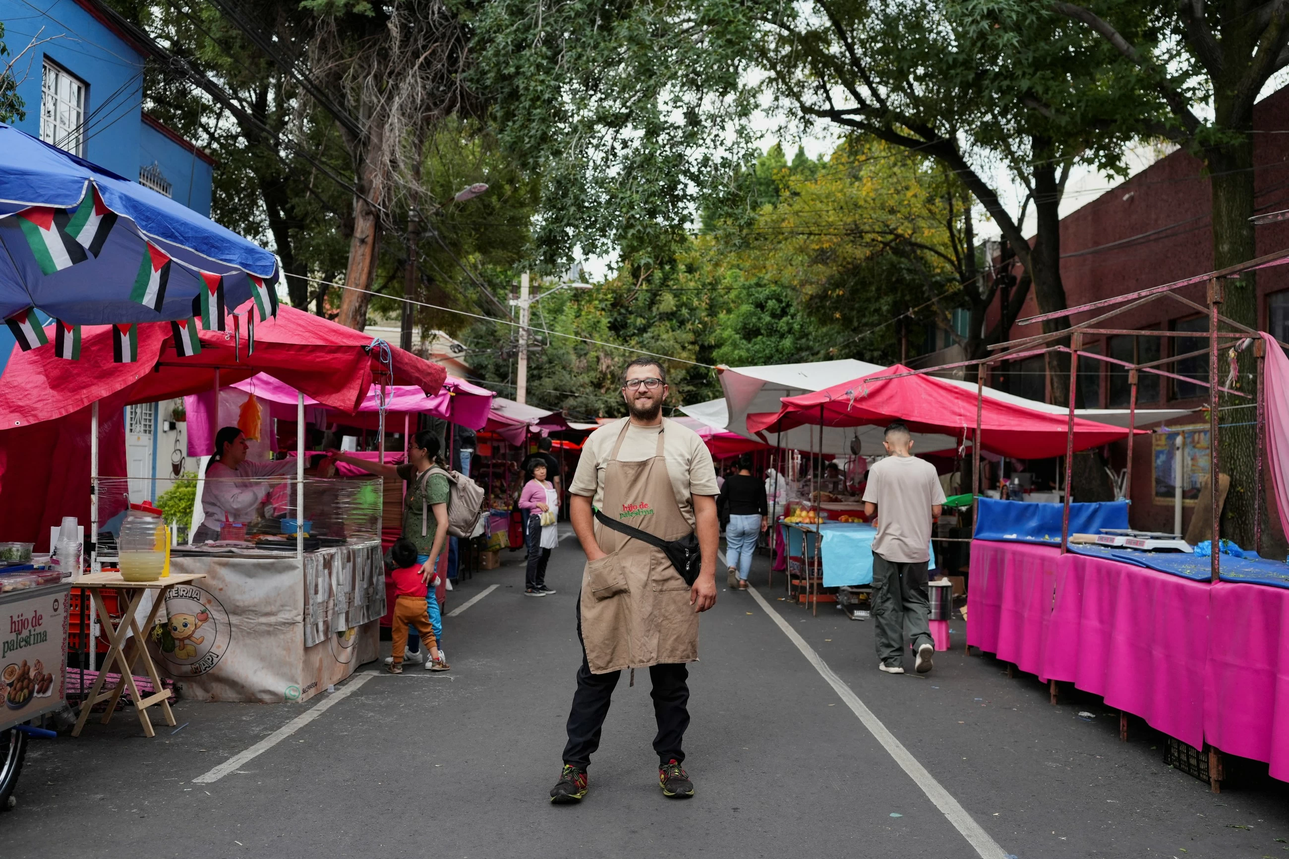 Gazans selling Palestinian food in Mexico City bond with residents