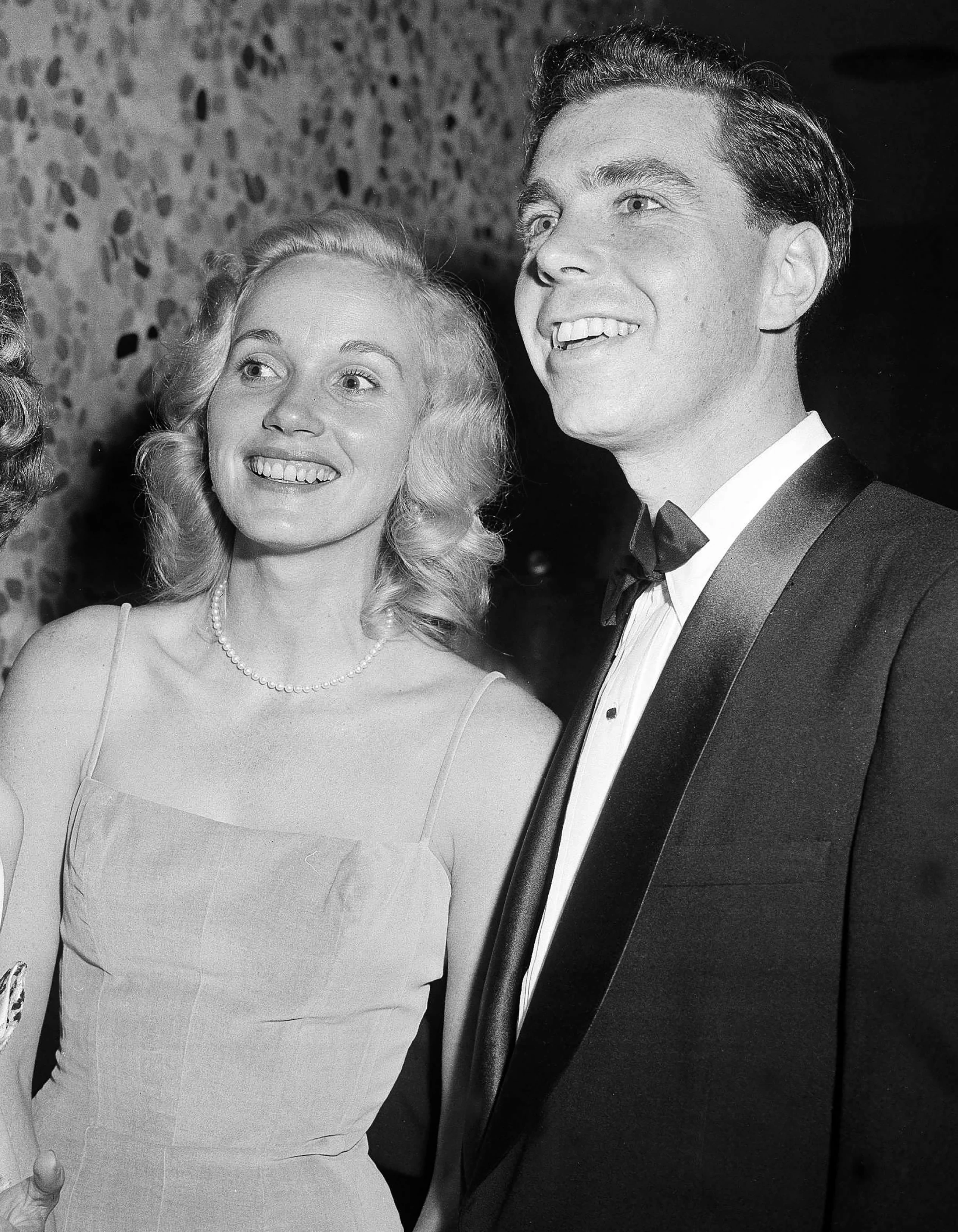 Eva Marie Saint, Oscar winner of Hollywood classics, dies at 102