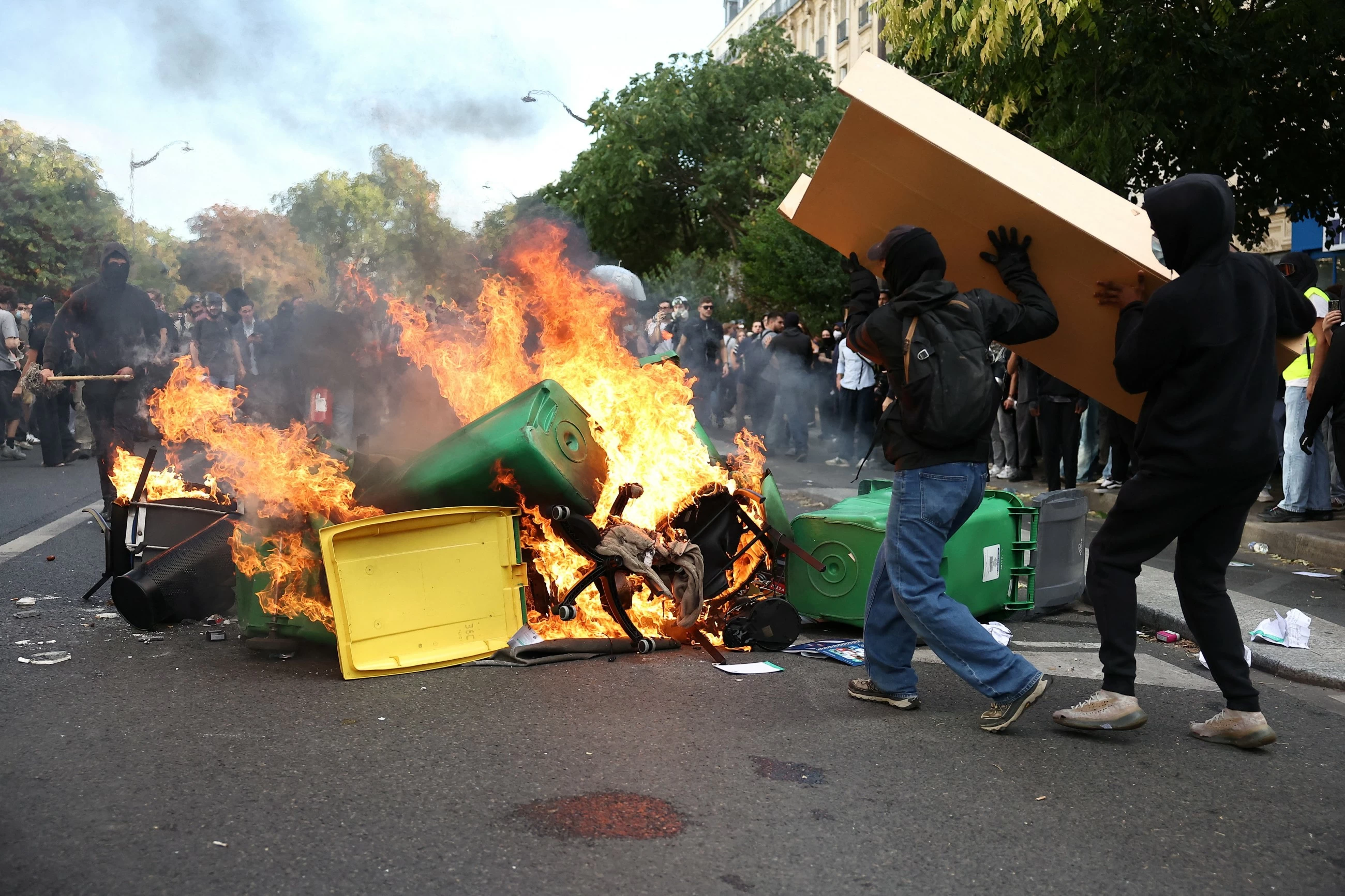France suspends stun grenade use as over 250,000 join student protests nationwide