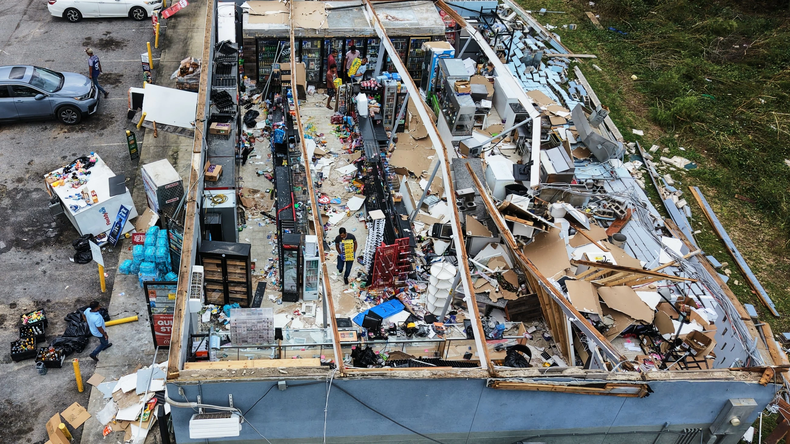 At least 4 dead as cyclone Isaias drenches southern US