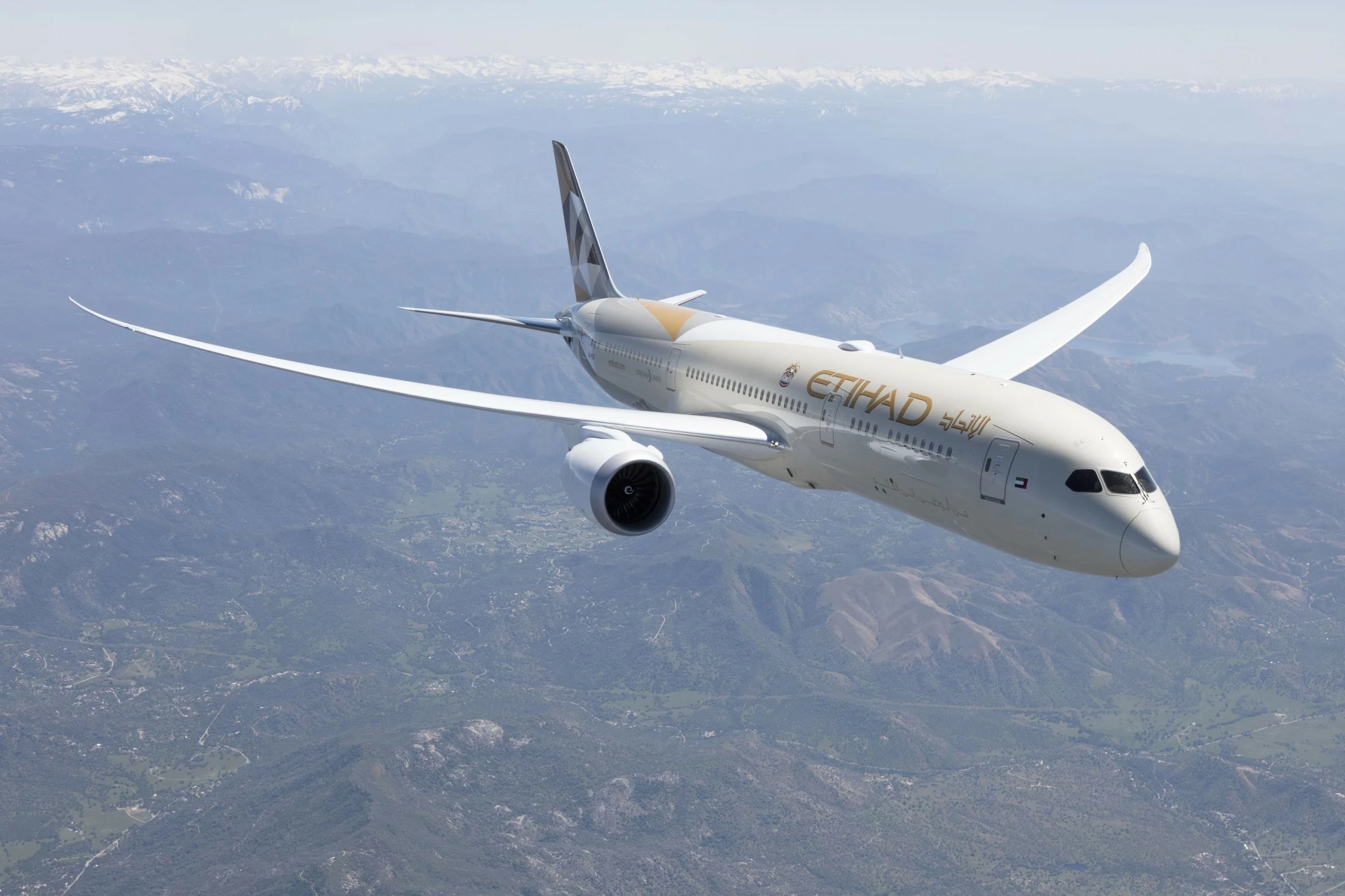 Etihad Airways cancels its flights to three Saudi cities until Oct.19