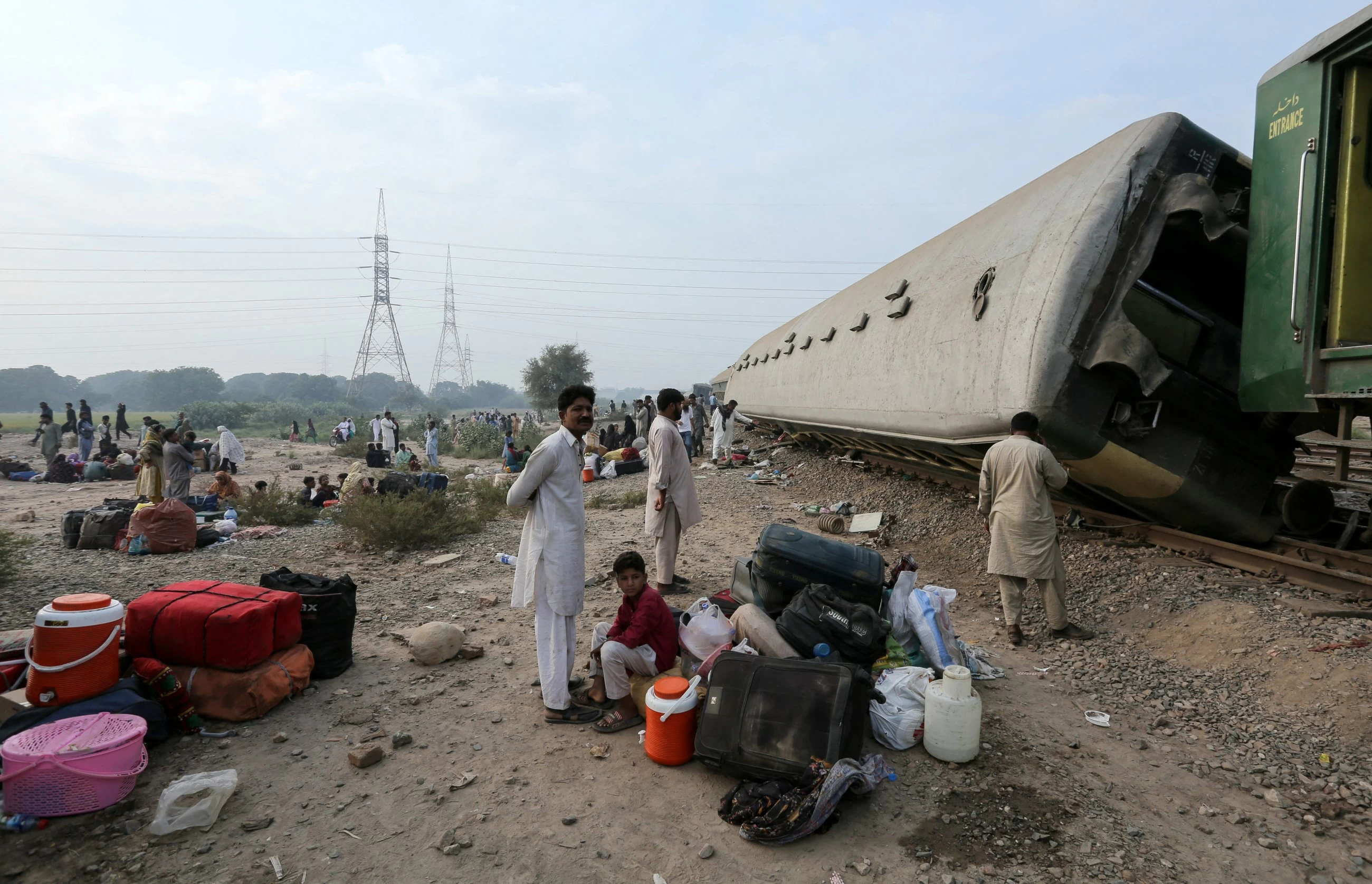 Zugentgleisung in Pakistan fordert vier Tote