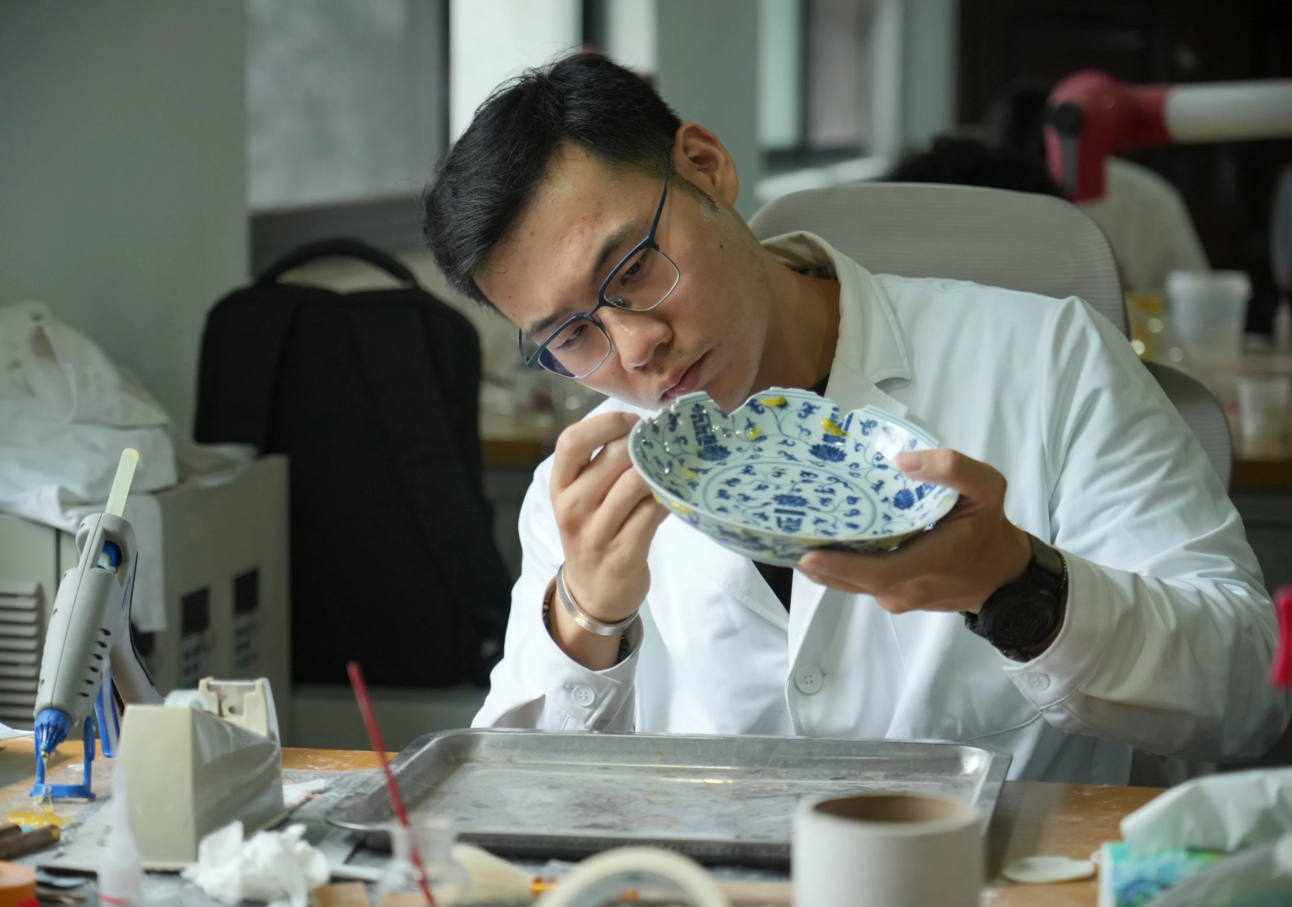 China&rsquo;s porcelain city brings centuries of old heritage to new generation