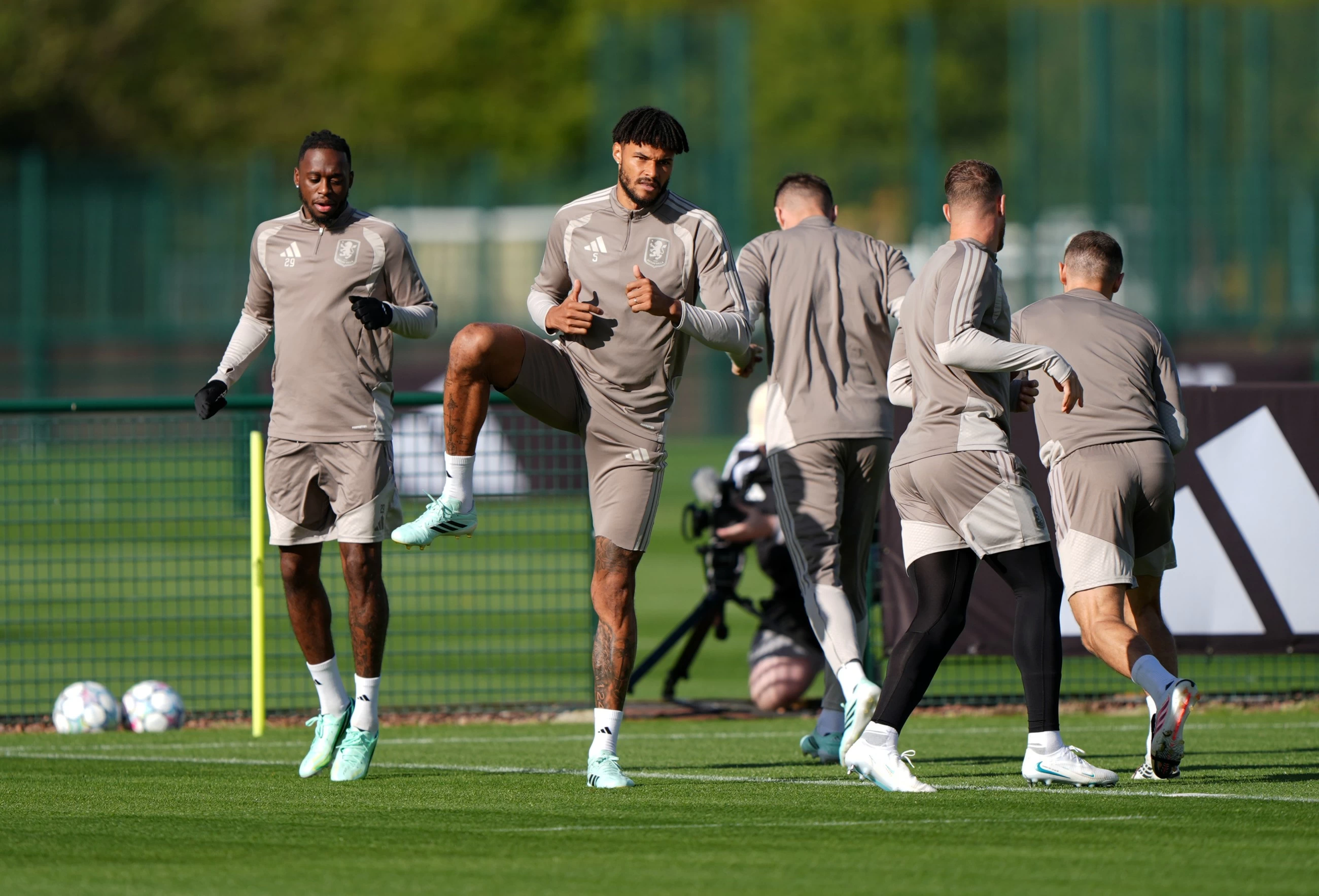 Manchester City meet PSG, Villa face Fenerbahce as Iraola banks on Barcola and Wirtz