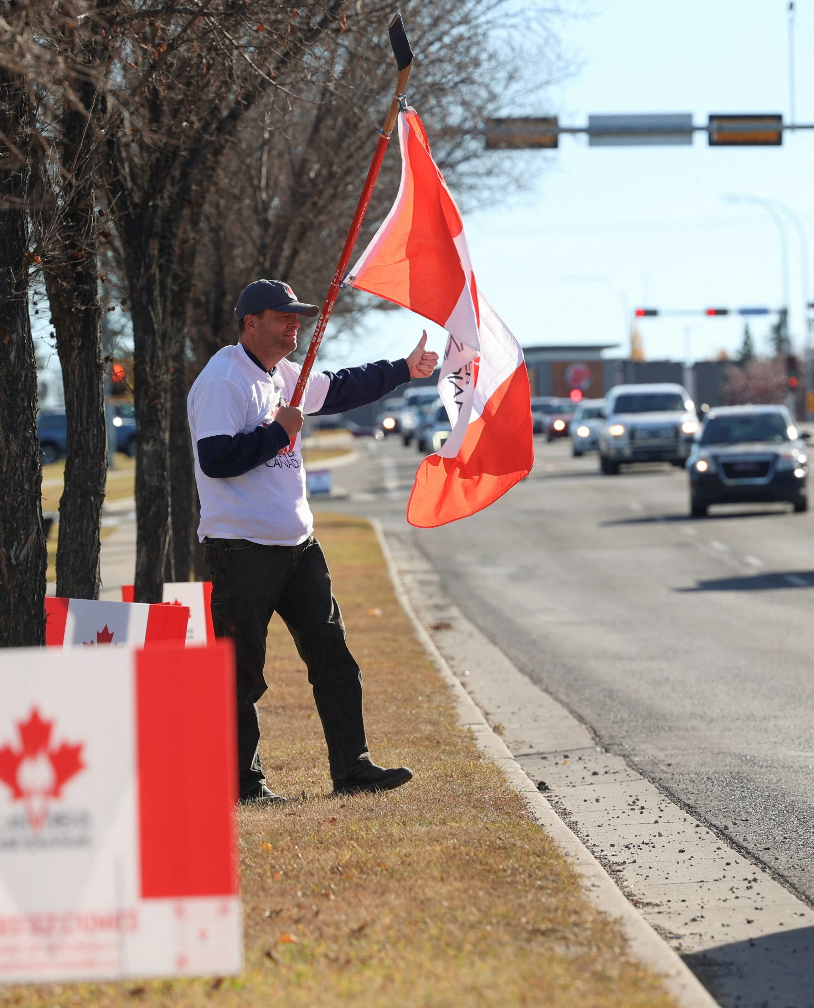 Oil-rich Alberta votes on Canada breakup