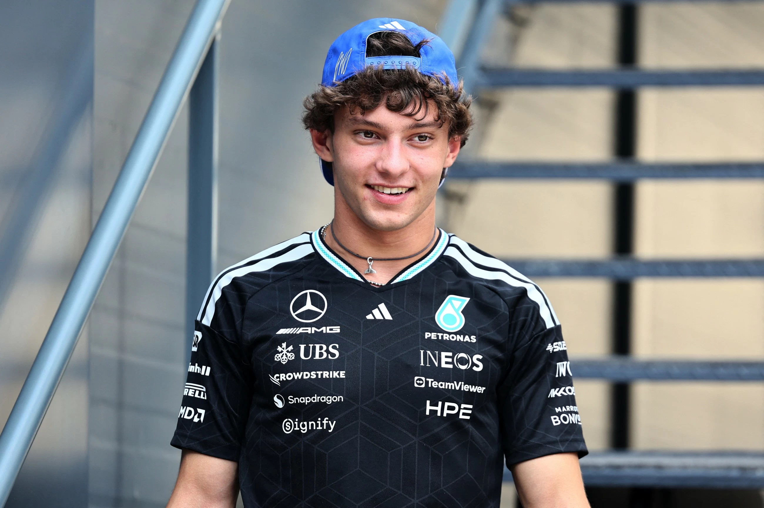 Verstappen bids to delay Antonelli's F1 coronation in US