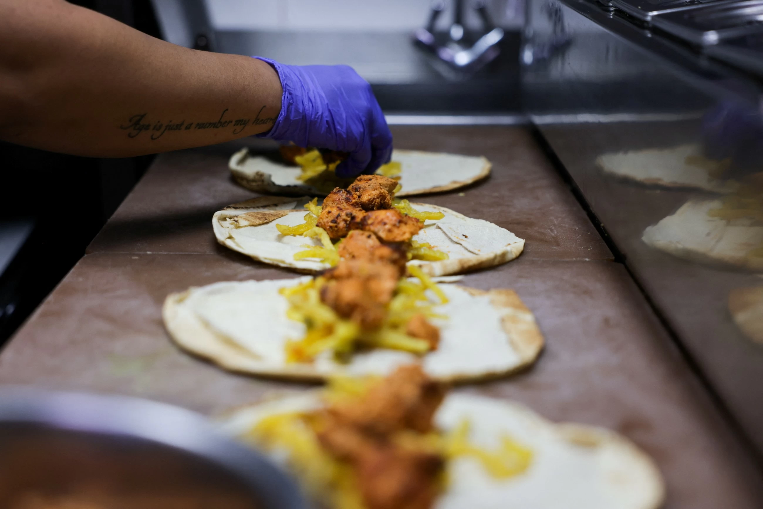 $13 'Chic Taouk' shows a Beirut sandwiched between the well-to-do and those struggling for survival