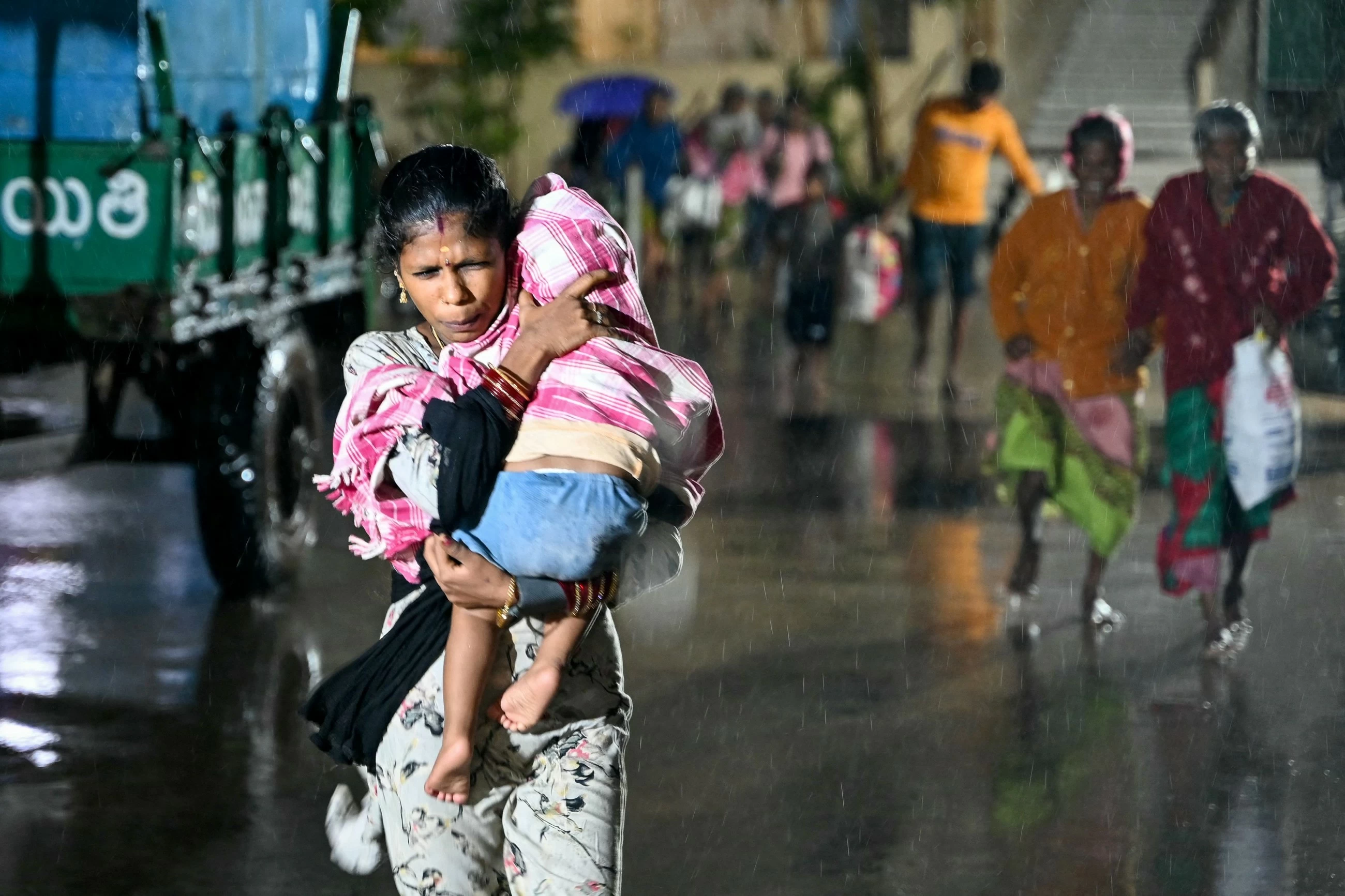 India evacuates tens of thousands as cyclone Arnab hits Andhra Pradesh state