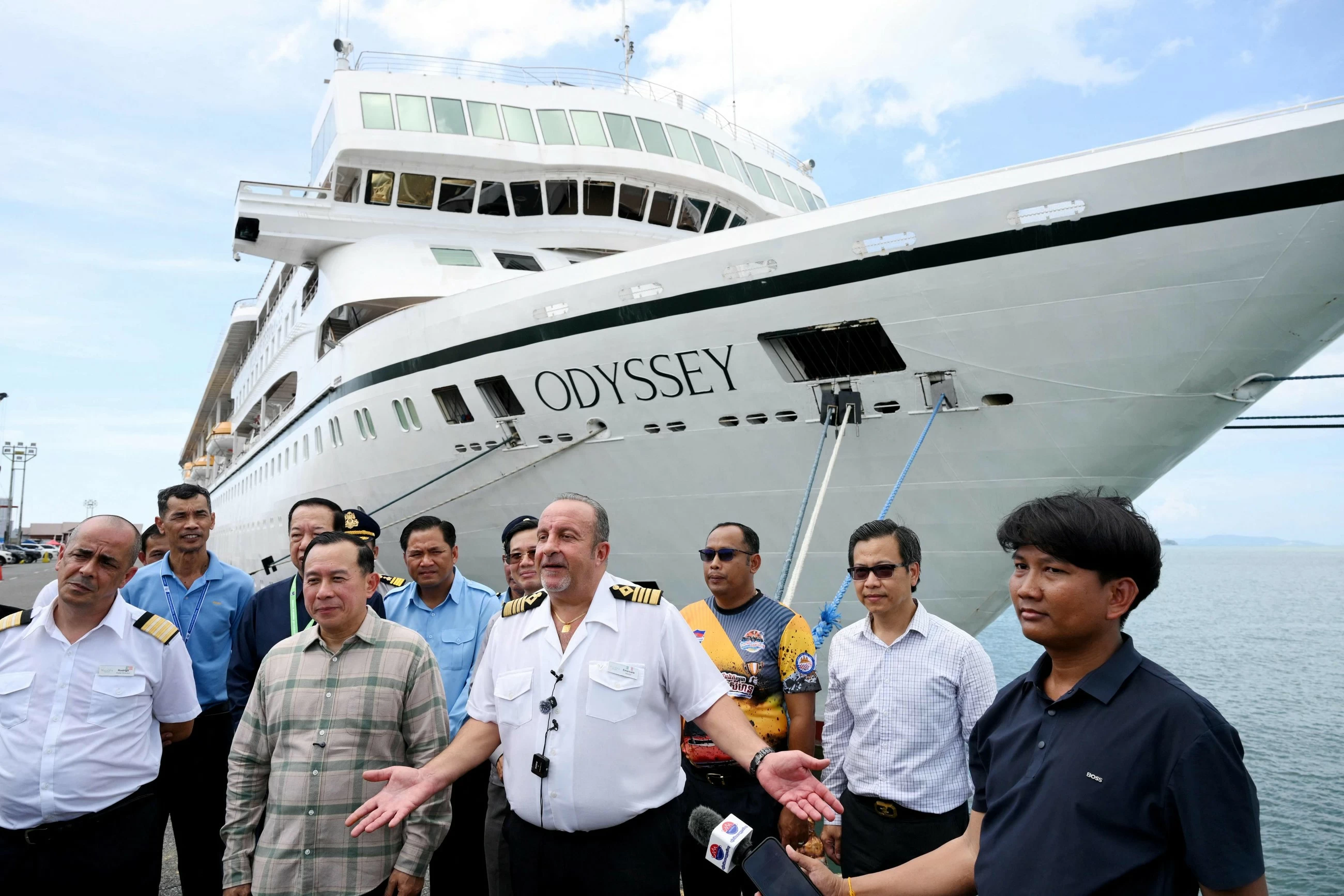 US cruise ship suspends global voyage due to fuel costs, stranding 200 passengers